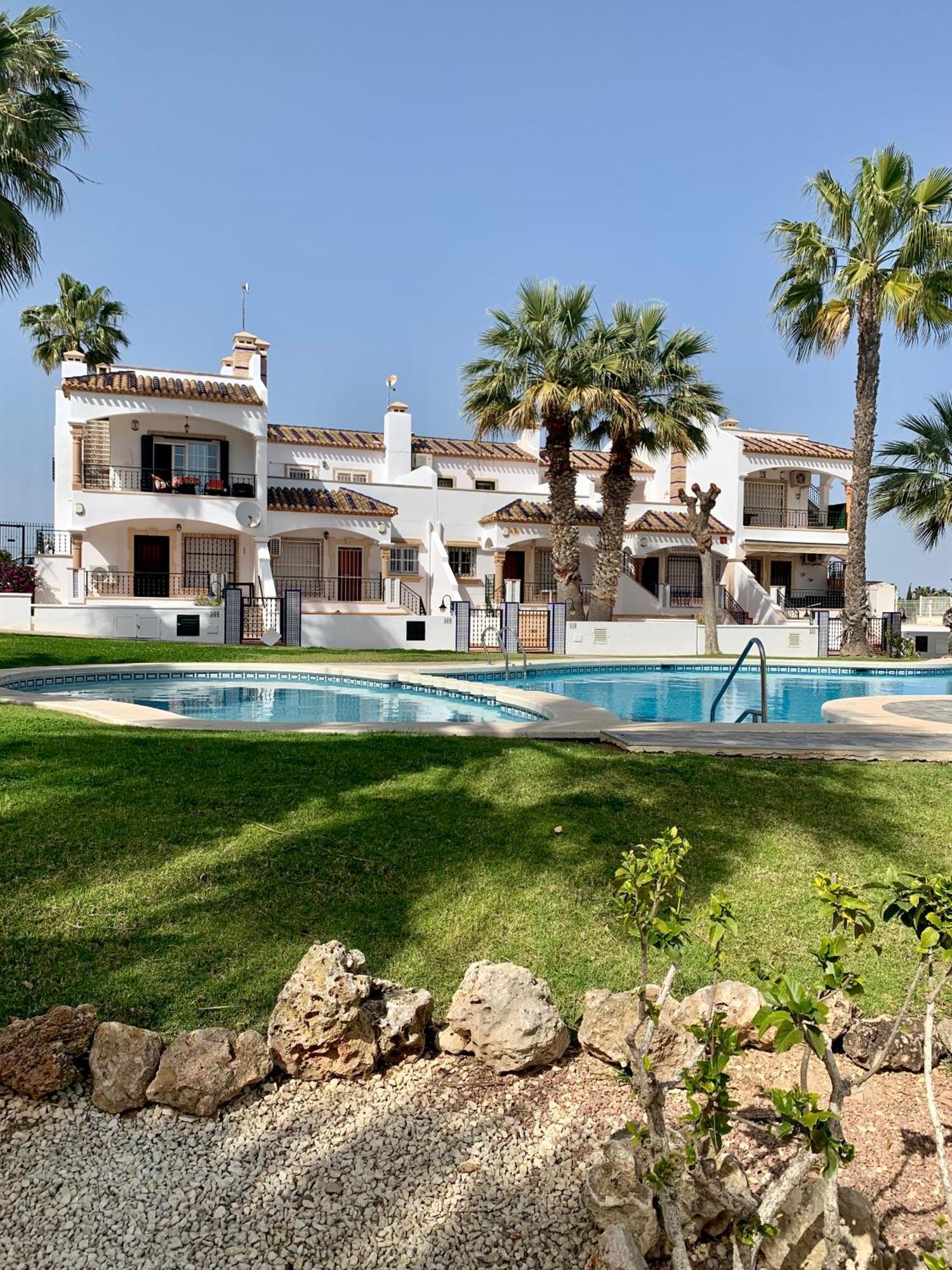 Casa Leone In Het Hart Van Villamartin Bagian luar foto